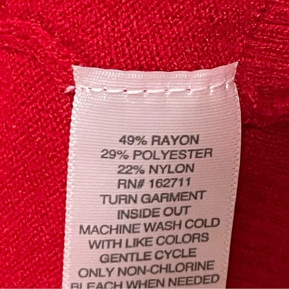 Liz Claiborne•Diamond Rhinestones & Pearls•Neckline Red Sweater•Large - Picture 7 of 9